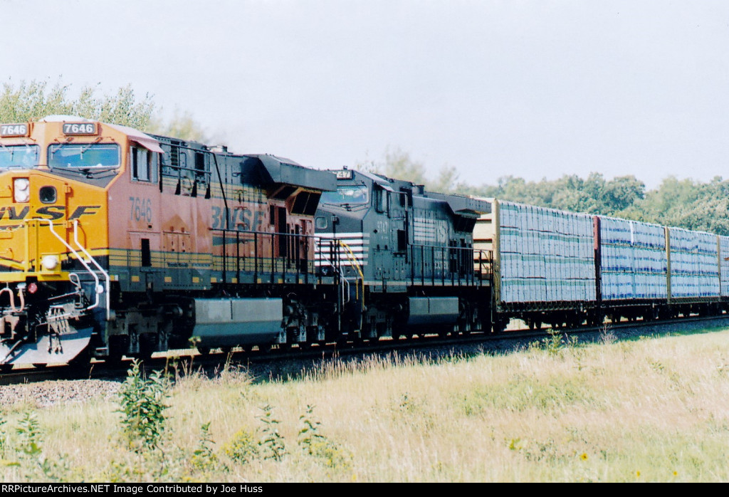 BNSF 7646 East